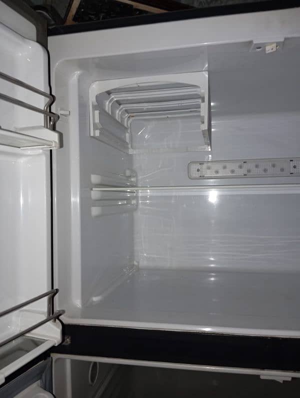 dawnlance four doors fridge 3