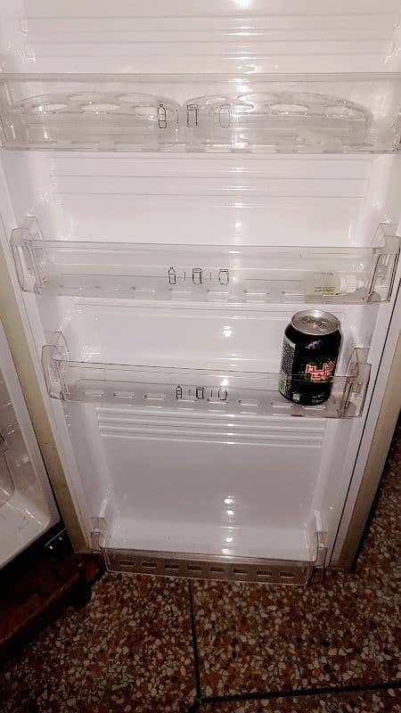 Pel Refrigerator 3