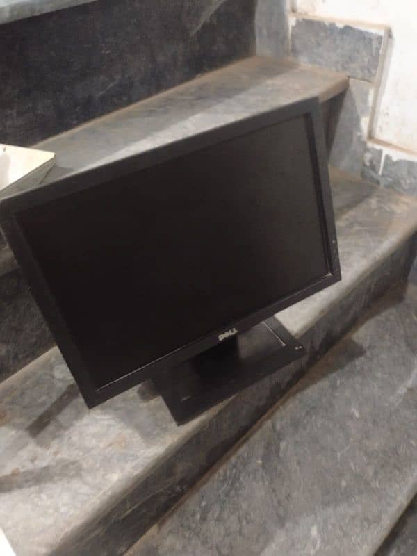 Dell 17" Wide Led 0