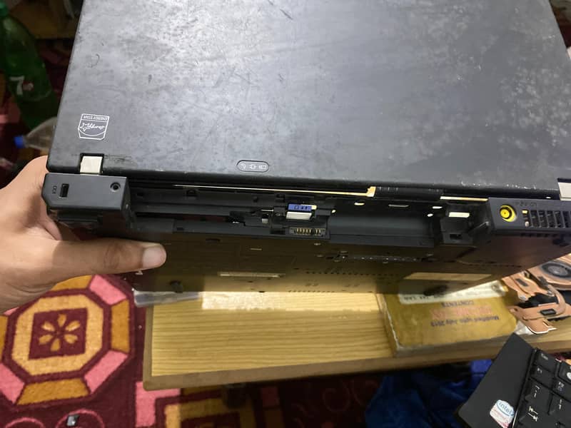 Lenovo Laptop T400 components (used) 10