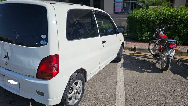 Mitsubishi Minica 2013 1