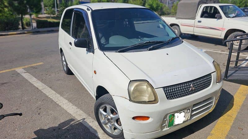 Mitsubishi Minica 2013 3