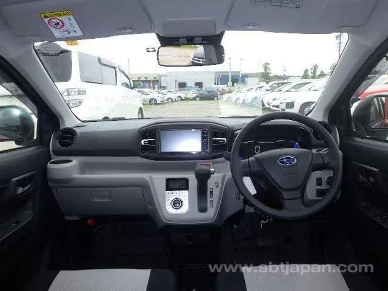 Daihatsu Mira 2023 10