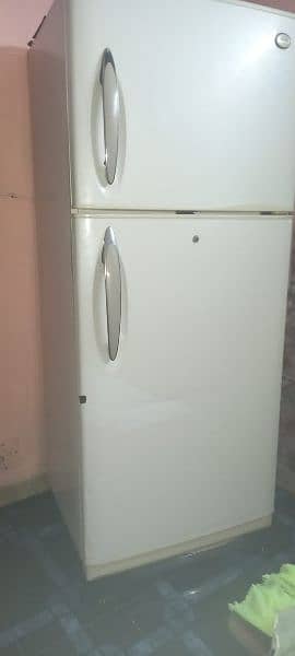 lg fridge urgent sale 2