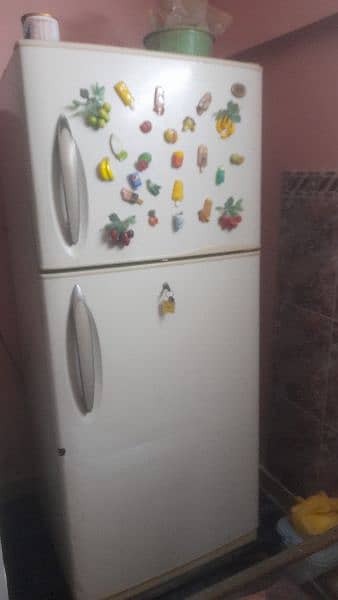 lg fridge urgent sale 11