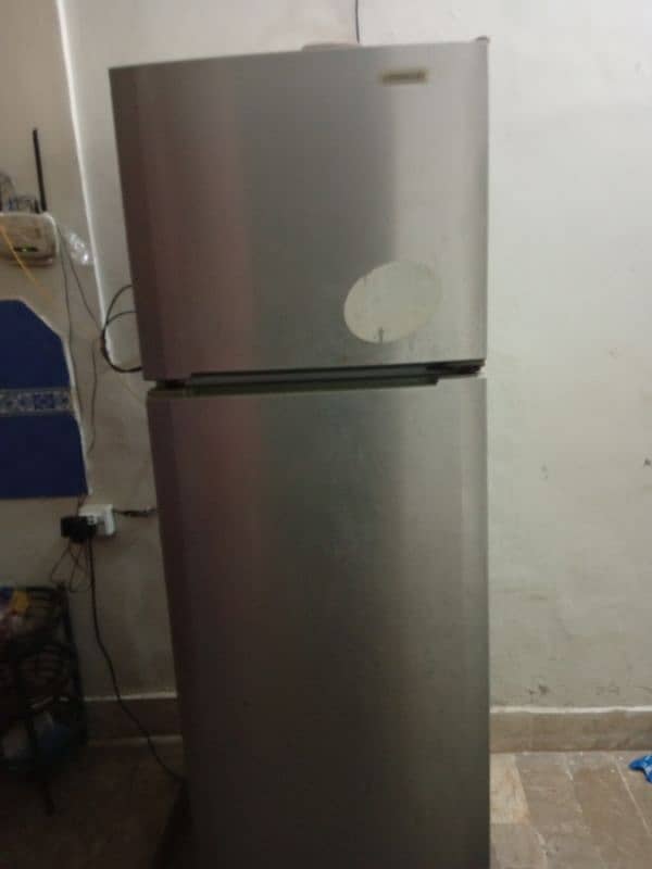 Kenwood fridge 5