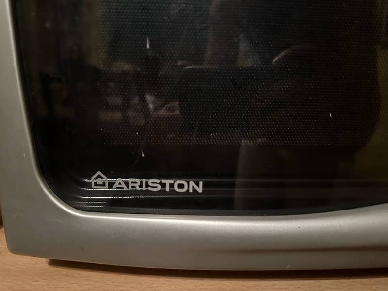 ariston microwave 3