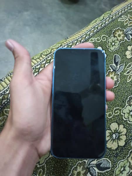 iphone 13 10 / 10 condition kit phone 2