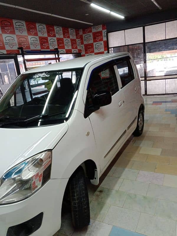 Suzuki Wagon R 2022 6