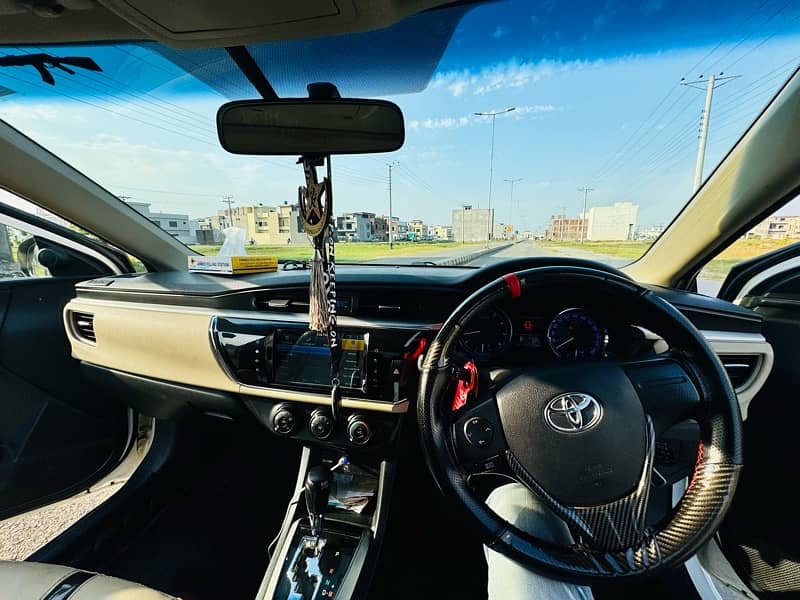 Toyota Corolla Altis 2016 8