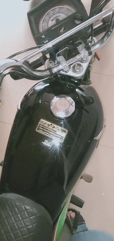 Honda CD 70 2021 8