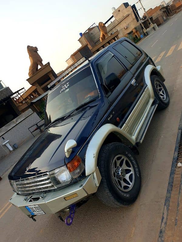 Mitsubishi Pajero 1996 3