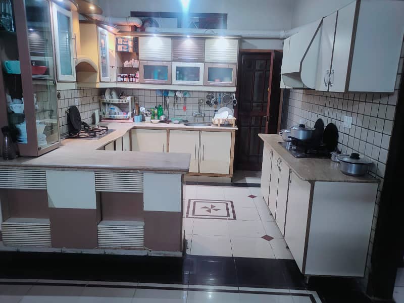 Prime Location House for Sale 240 Sq yards Block 2 Gulistan e Johar 10