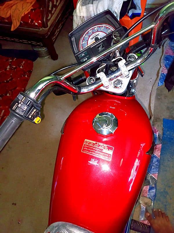 Honda CD 70 sell new condition 3