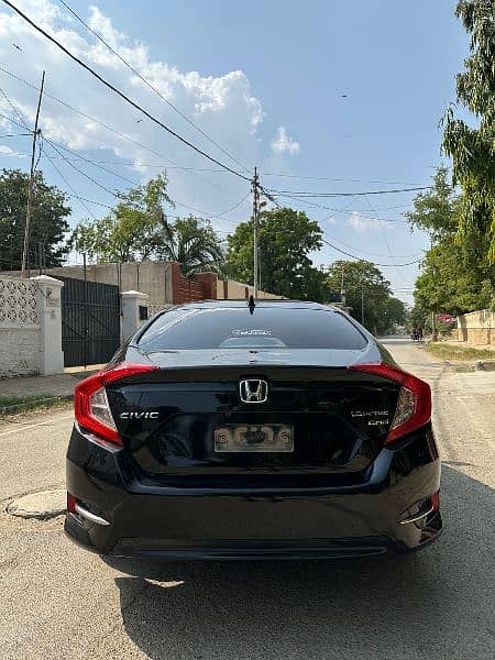 Honda Civic Oriel 2019 6