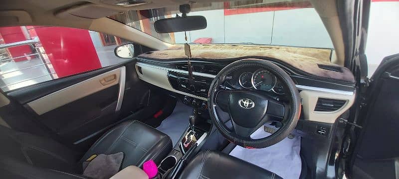 Toyota Corolla GLI 2015 10