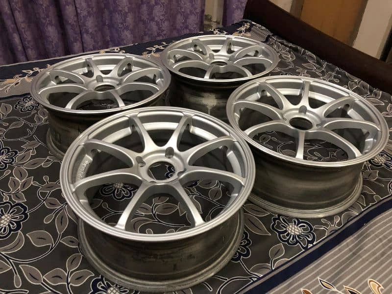 Advanti Ultra Racing 15 inch 100 pcd 6.5jj rims 3