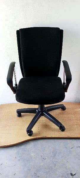 Branded Computer Chair, Office Chair, 10/10 Condition 0