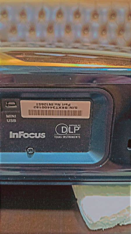 InFocus DLP Projector. 4