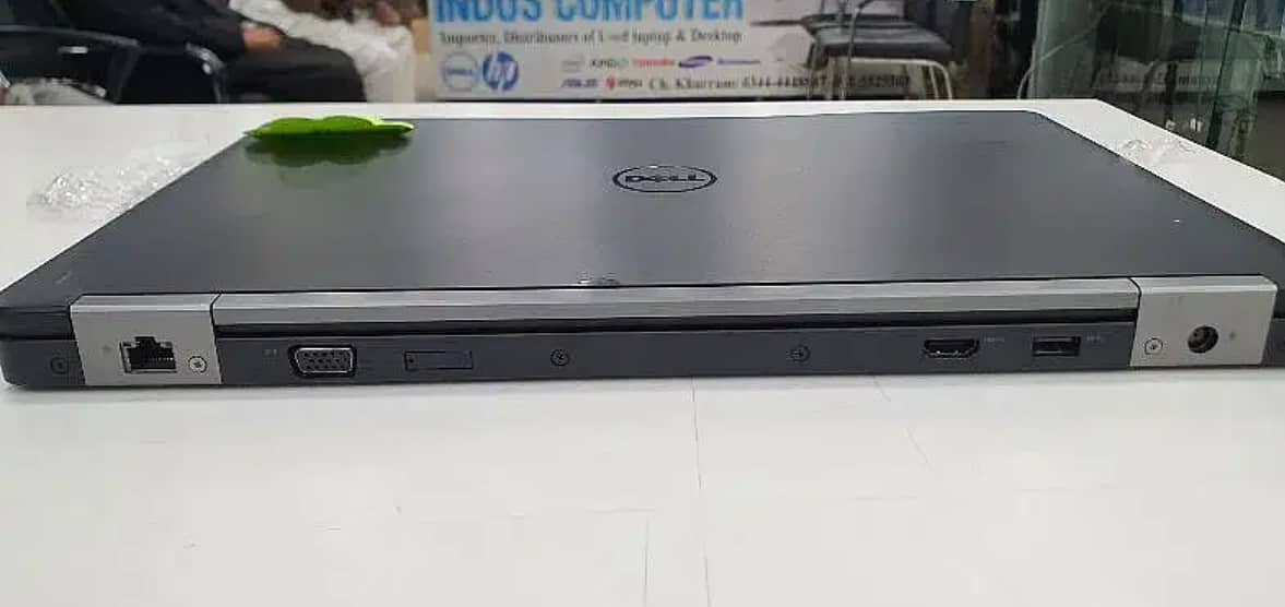 Dell Latitude E5570 15.6" HQ 6th gen with 2gb grafic card 9