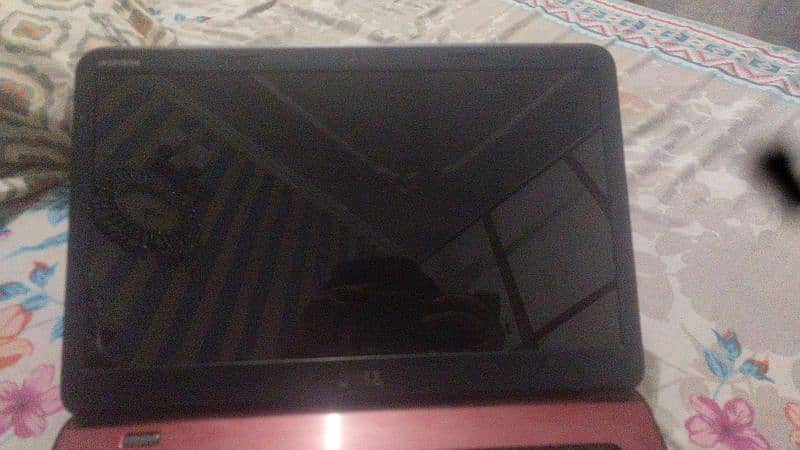 laptop for sale without battery ok condition 2