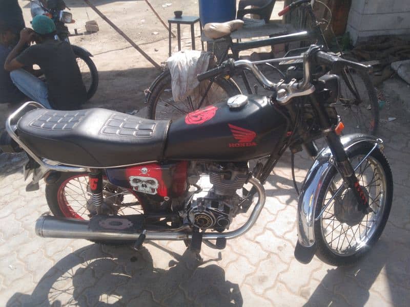 HONDA 125 Lahore Nbr Janian Teki tape 0