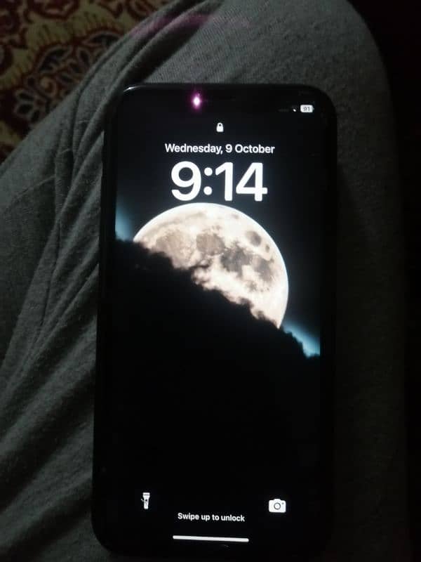 I phone 11 64GB black 2