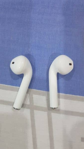 ear buds i11 0