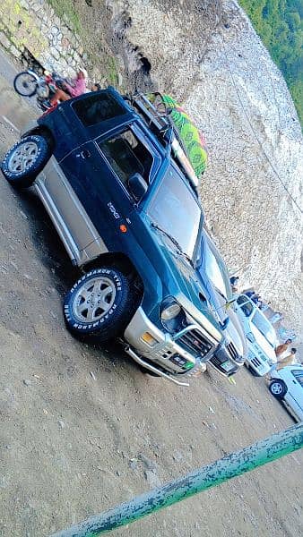 Mitsubishi Pajero 2009 4