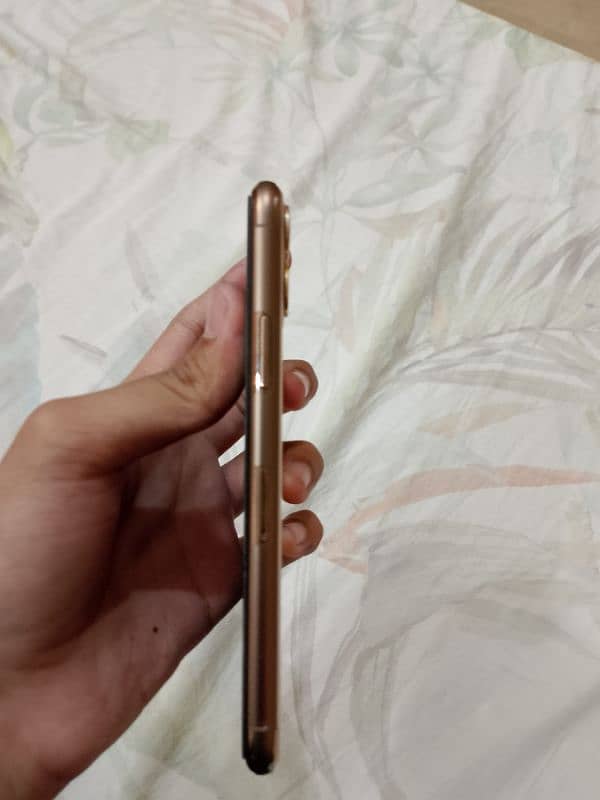 iphone 11 pro | 256gb | PTA approved 3