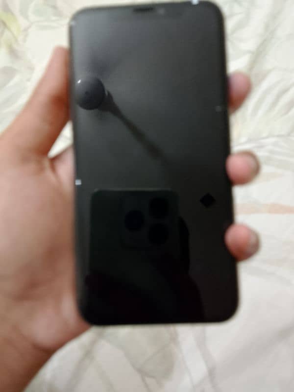 iphone 11 pro | 256gb | PTA approved 5