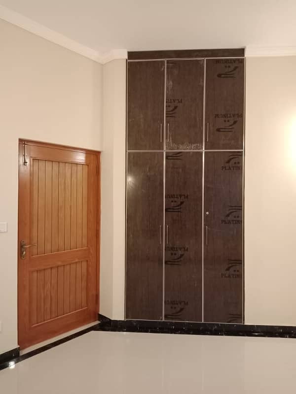 10 Marla Very Slightly Used House Is Available For Sale On Top Location Of Wapda Town Lahore 13