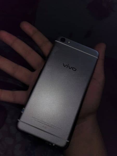 vivo X7 10/10 condition 2