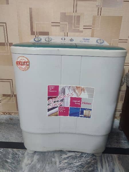 Haier semi automatic twin tub washing machine 0