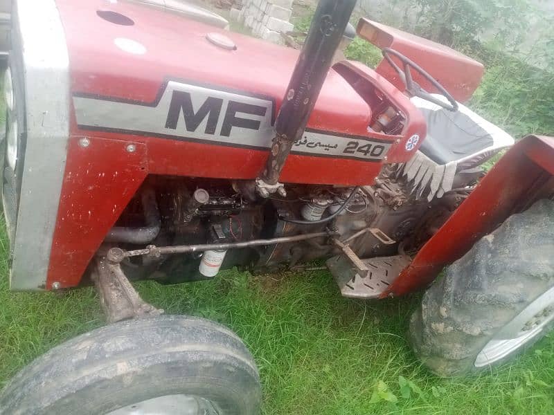 240 tractor for sale location گجرات کوٹلہ ارب علی خان Gujrat Kotla 5