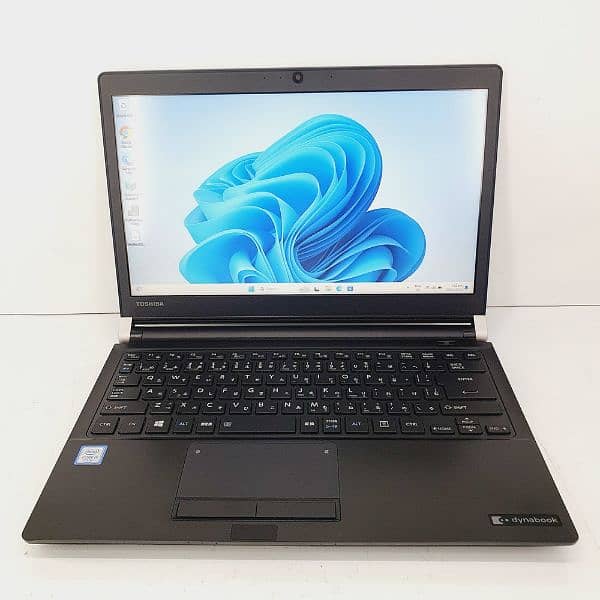 Toshia Dynabook R73 Intel  Core i5-6Th Gen, 2.7GHz SSD 256GB RAM 4GB 3