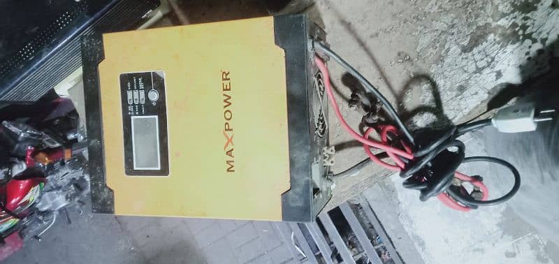 ups Max power 3