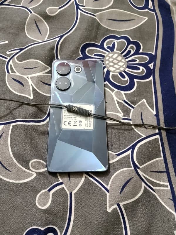 Camon 20 urgent sale 1