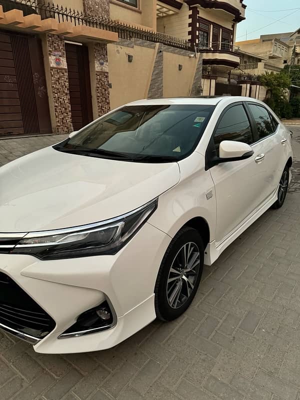 Toyota Altis Grande 2022 1