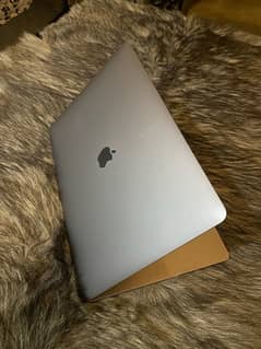 MacBook