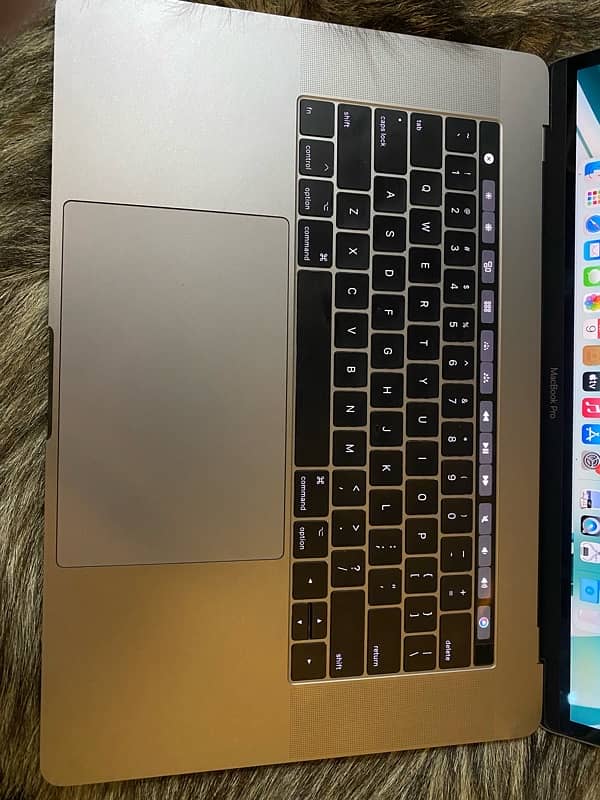 MacBook Pro 2017 4