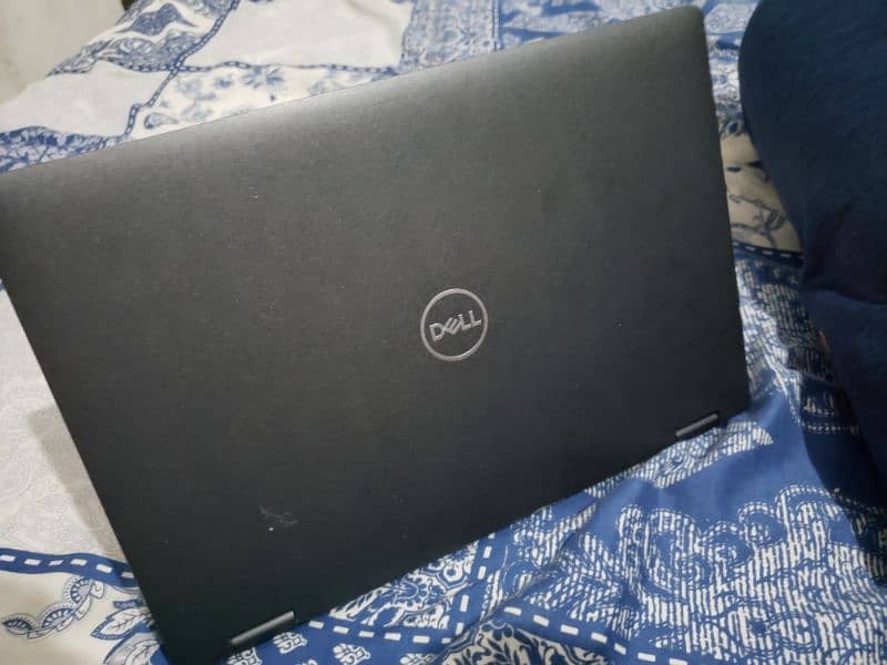 core i7 8th gen dell 5300 2 in 1 360 touch 1