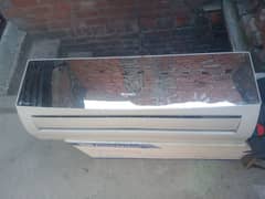 Gree Ac for sale bilkul ok new DC invitar 03083399374 nbr ya ha