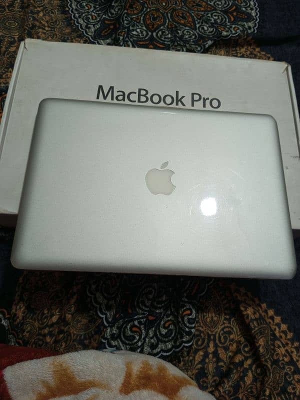 MacBook Pro 2011 early 0