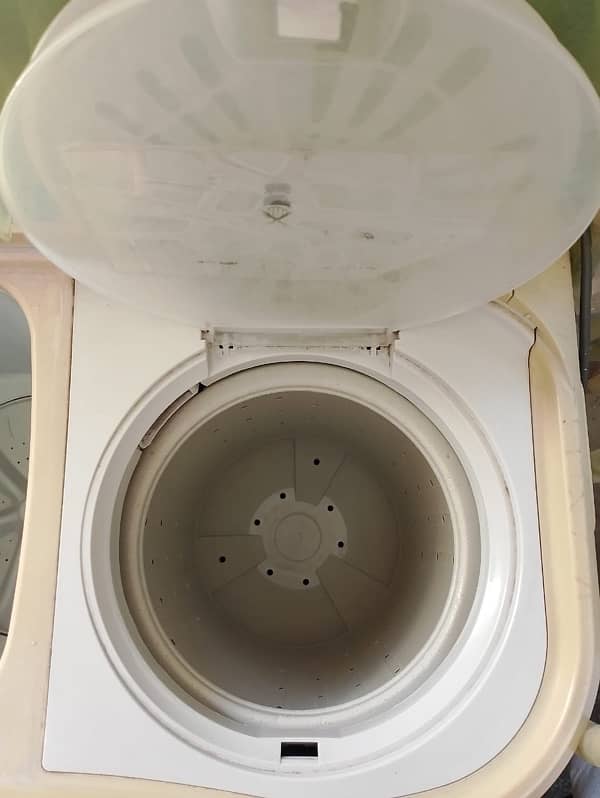 washing machine & dryer 2