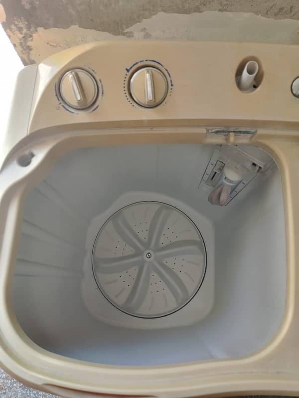 washing machine & dryer 3