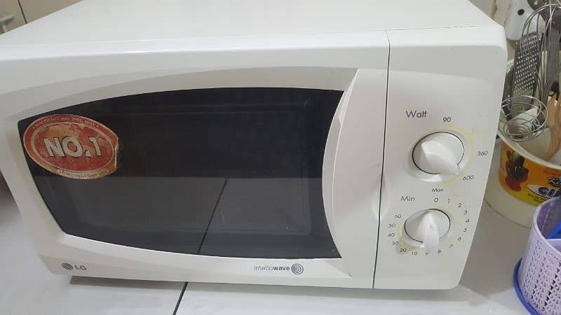 Dawlance microwave 1