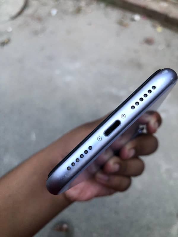 Iphone 11 64gb 4