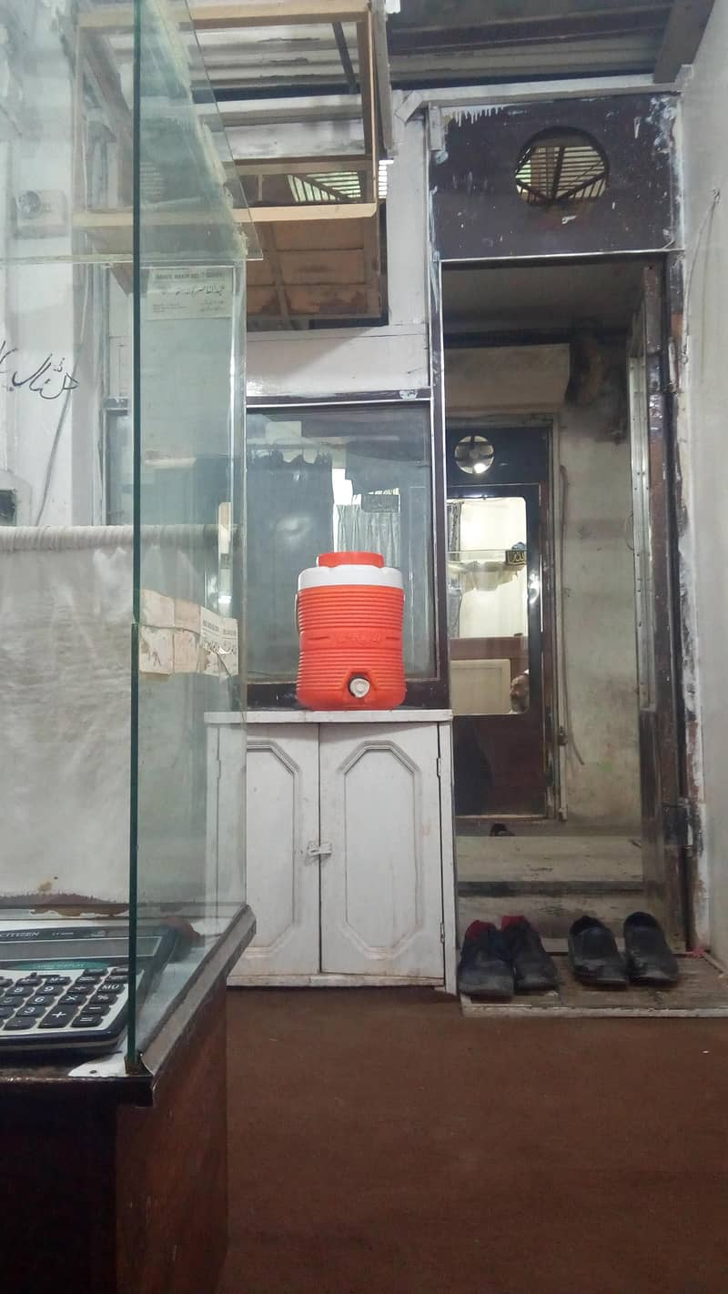 Shop Store For Rent Sarafa Bazar 3