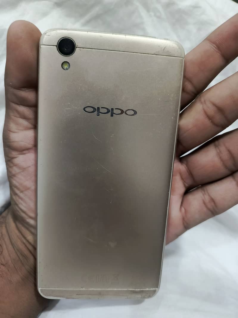 Oppo A37 1